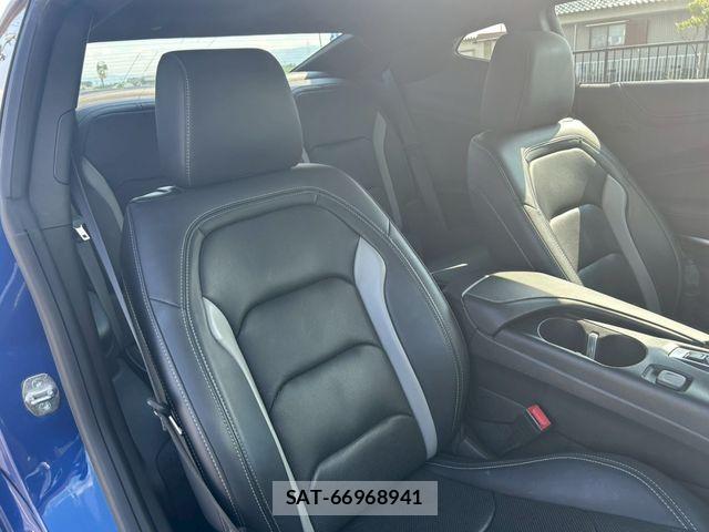 Chevrolet CAMARO 2019-04 7508339-23