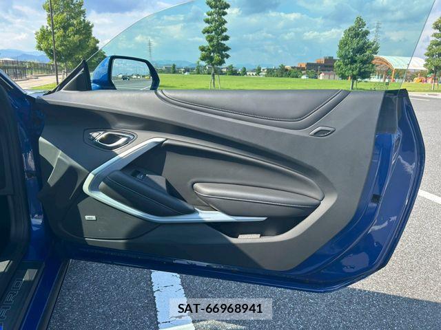 Chevrolet CAMARO 2019-04 7508339-24
