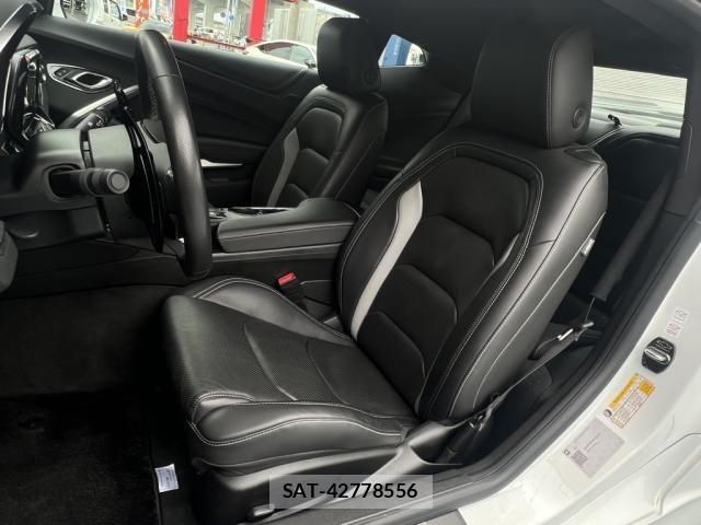 Chevrolet CAMARO 2023-04 7960922-23