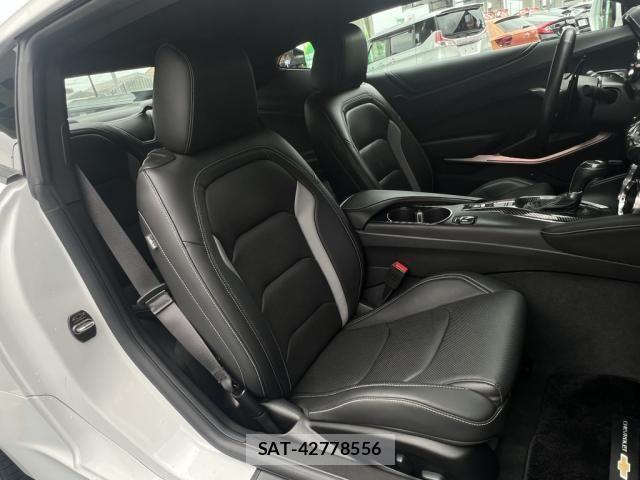 Chevrolet CAMARO 2023-04 7960922-25