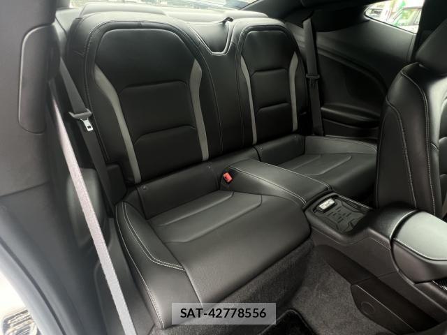 Chevrolet CAMARO 2023-04 7960922-27