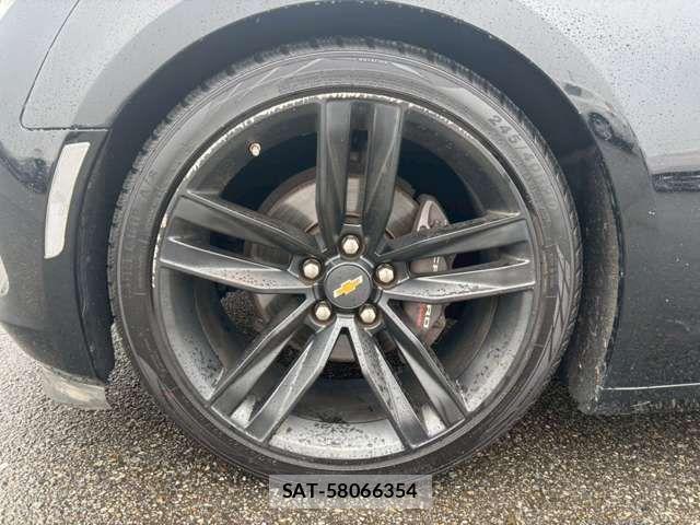Chevrolet CAMARO 2018-04 8098455-15