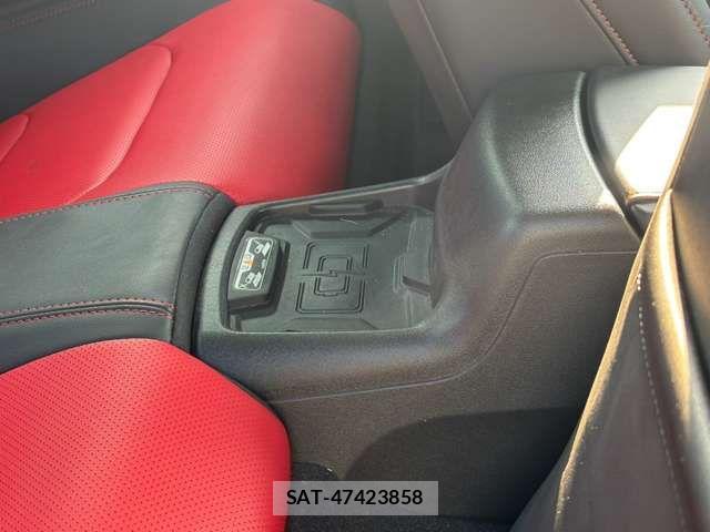 Chevrolet CAMARO 2023-08 8206800-15