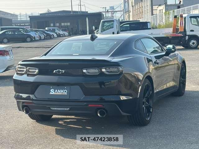 Chevrolet CAMARO 2023-08 8206800-5