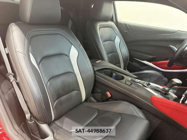 Chevrolet CAMARO 2021-06 8879068-15