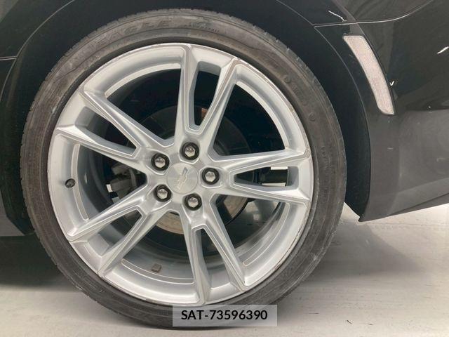 Chevrolet CAMARO 2021-02 4588767-13