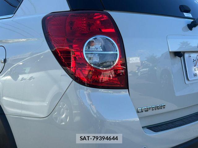 Chevrolet CAPTIVA 2012-04 5861707-8