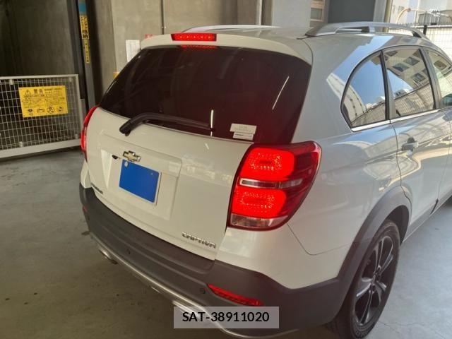 Chevrolet CAPTIVA 2015-04 8158146-2
