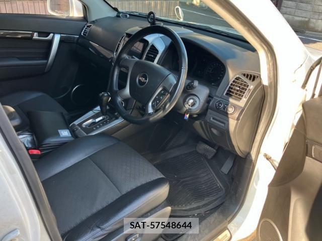 Chevrolet CAPTIVA 2013-11 8658393-17