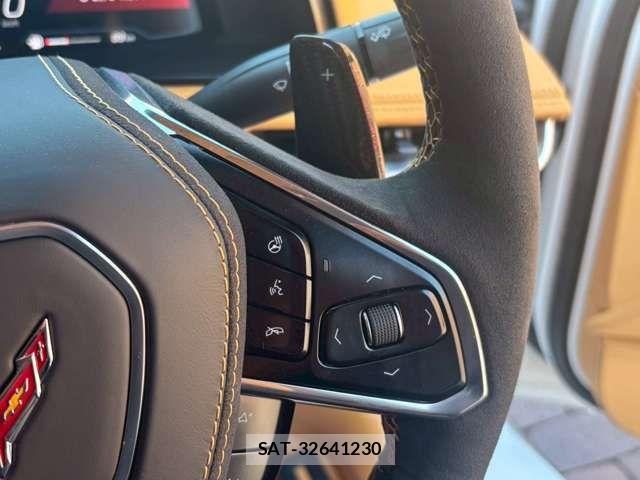 Chevrolet CORVETTE 2025-10 6675344-6