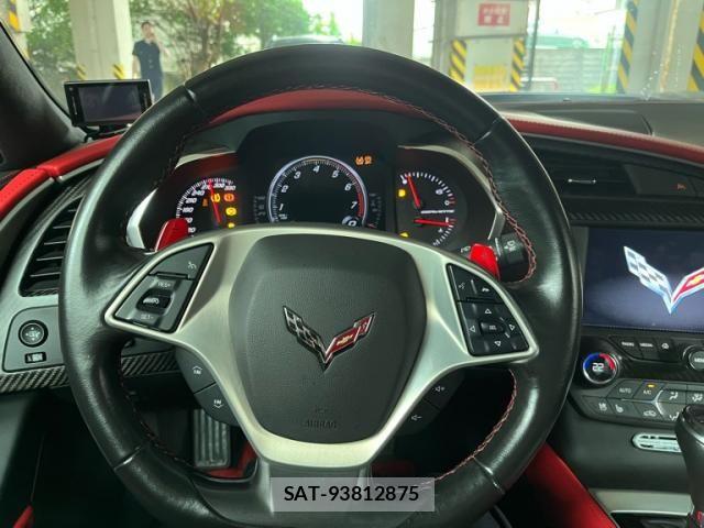 Chevrolet CORVETTE 2017-07 8741127-13