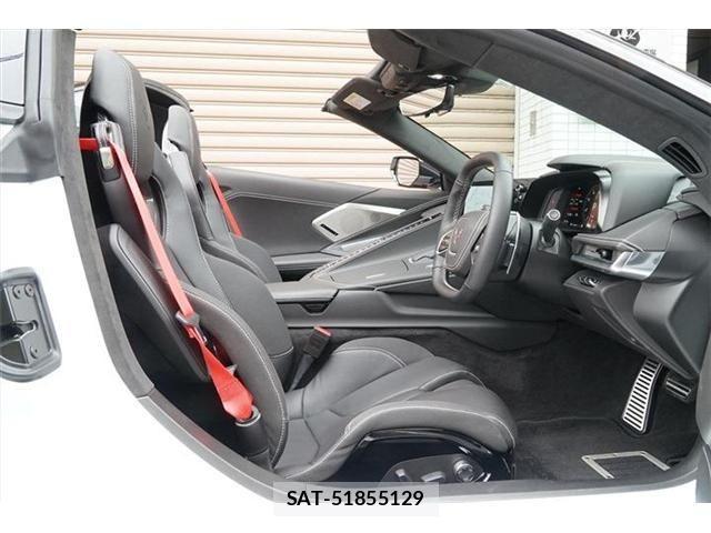 Chevrolet CORVETTE 2022-10 1380308-17