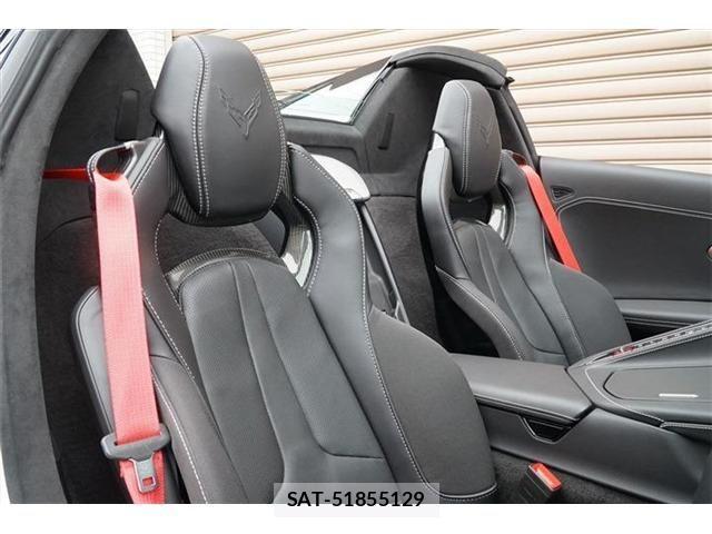 Chevrolet CORVETTE 2022-10 1380308-18