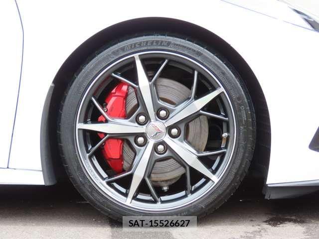 Chevrolet CORVETTE 2022-09 7499874-17