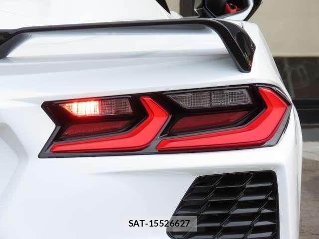 Chevrolet CORVETTE 2022-09 7499874-19