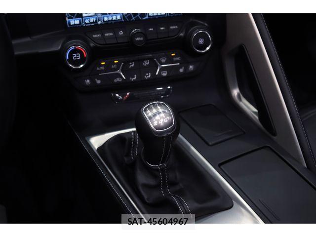 Chevrolet CORVETTE 2015-10 811453-11