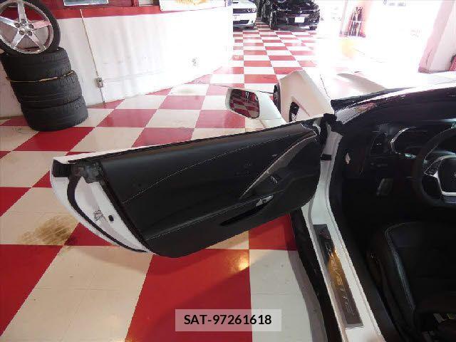Chevrolet CORVETTE 2015-11 927189-10