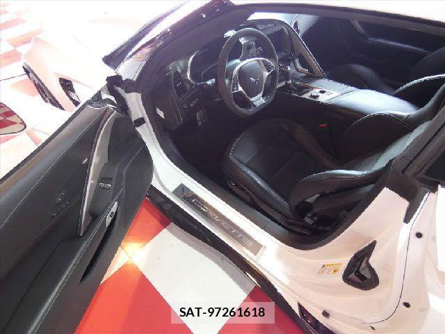 Chevrolet CORVETTE 2015-11 927189-11
