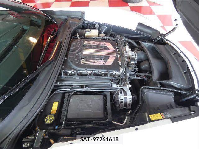 Chevrolet CORVETTE 2015-11 927189-28
