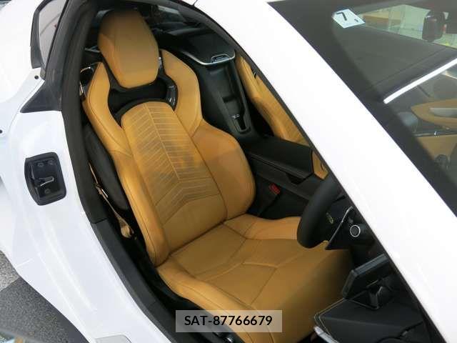 Chevrolet CORVETTE 2024-07 1051846-12