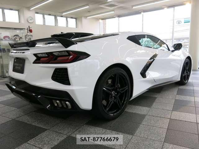 Chevrolet CORVETTE 2024-07 1051846-7