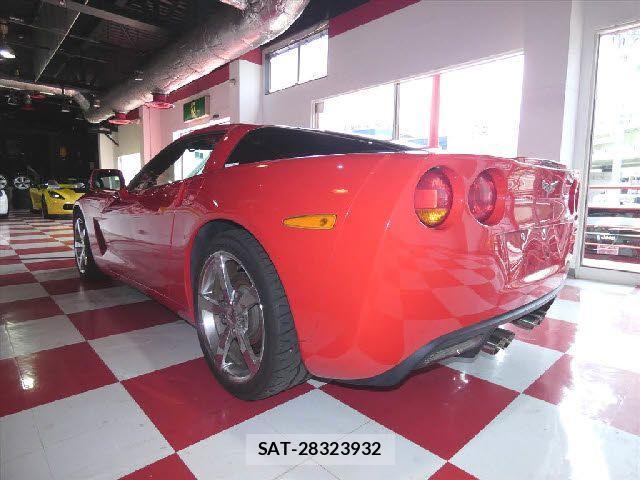 Chevrolet CORVETTE 2011-04 1219509-6
