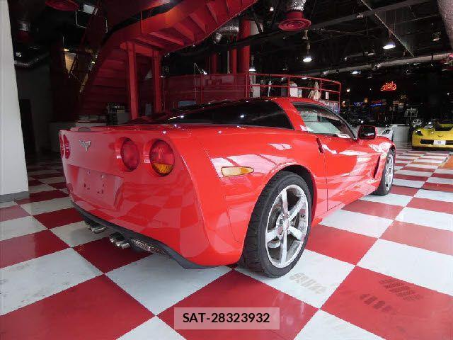 Chevrolet CORVETTE 2011-04 1219509-8