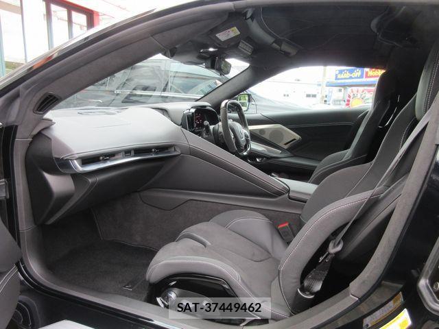 Chevrolet CORVETTE 2024-05 1301045-17