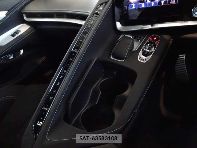 Chevrolet CORVETTE 2024-04 1361735-9