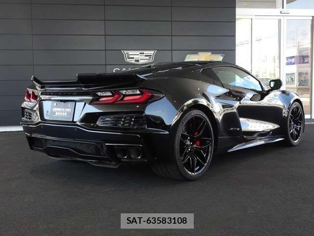 Chevrolet CORVETTE 2024-04 1361735-3
