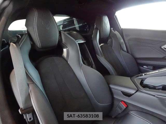 Chevrolet CORVETTE 2024-04 1361735-7