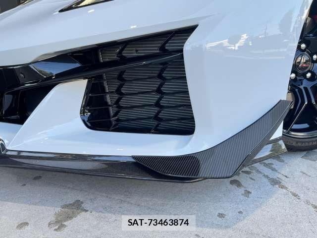 Chevrolet CORVETTE 2024-03 3356082-13