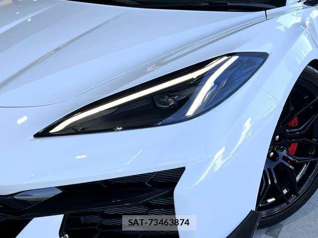 Chevrolet CORVETTE 2024-03 3356082-15