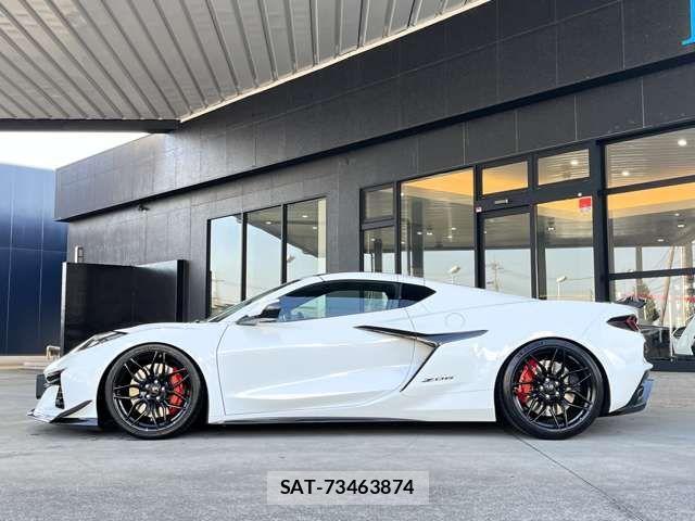 Chevrolet CORVETTE 2024-03 3356082-7