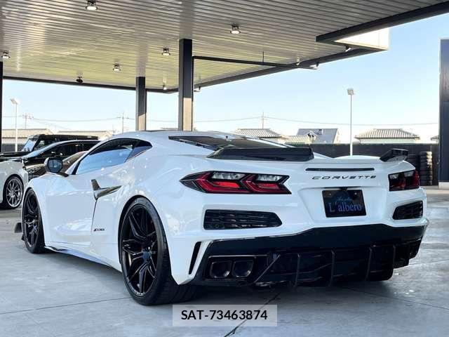 Chevrolet CORVETTE 2024-03 3356082-8