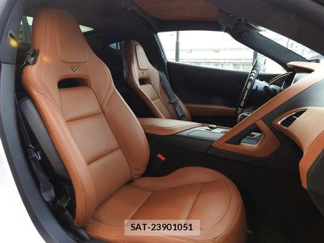 Chevrolet CORVETTE 2017-08 3663056-12