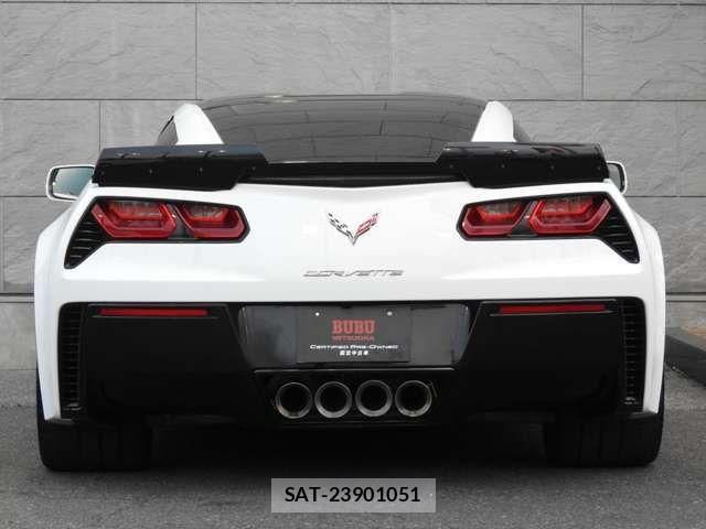 Chevrolet CORVETTE 2017-08 3663056-14