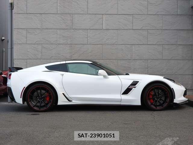 Chevrolet CORVETTE 2017-08 3663056-15