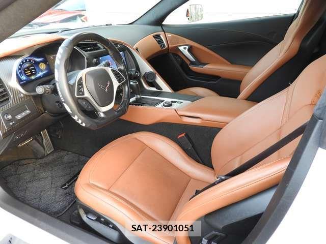 Chevrolet CORVETTE 2017-08 3663056-4
