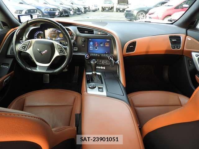 Chevrolet CORVETTE 2017-08 3663056-5