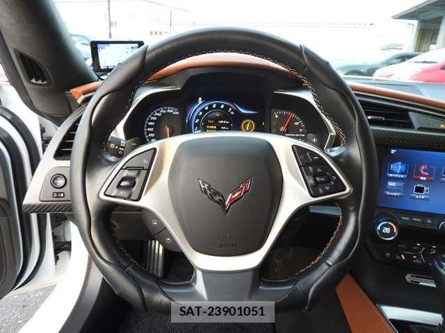 Chevrolet CORVETTE 2017-08 3663056-6