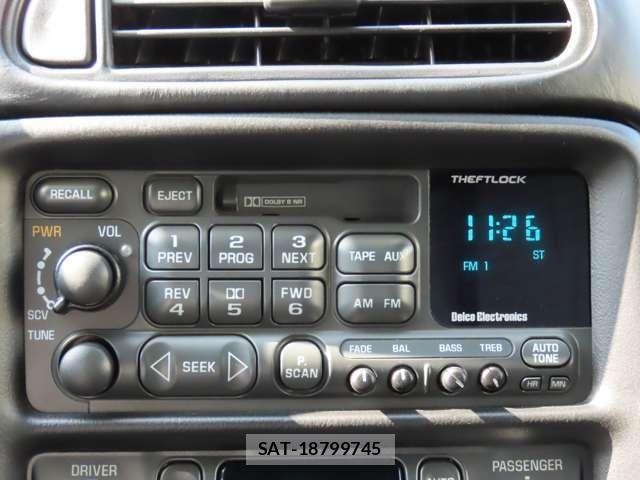 Chevrolet CORVETTE 2002-03 4039513-11