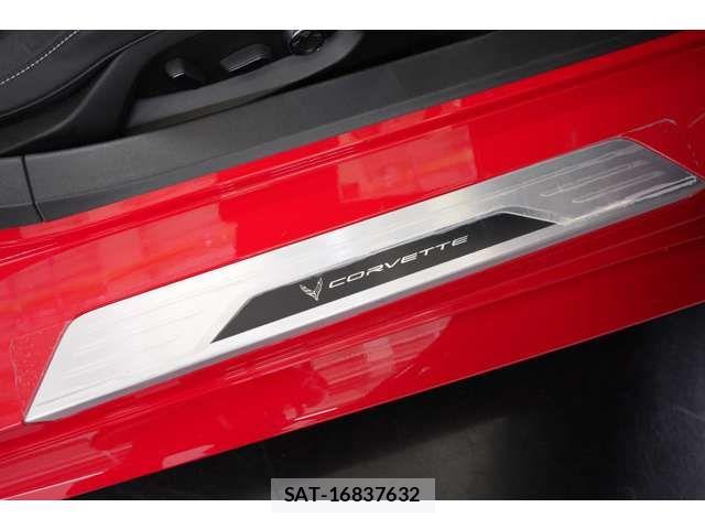 Chevrolet CORVETTE 2024-03 6814167-17