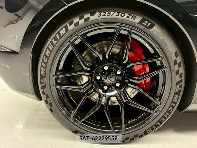 Chevrolet CORVETTE 2023-10 7271685-10