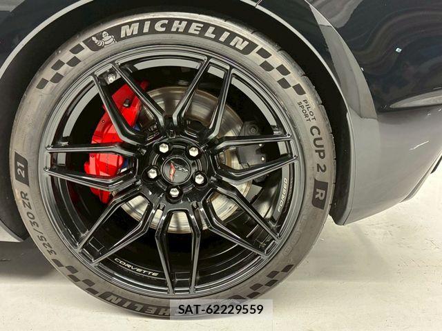 Chevrolet CORVETTE 2023-10 7271685-16