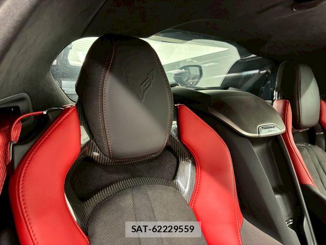 Chevrolet CORVETTE 2023-10 7271685-23