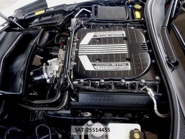 Chevrolet CORVETTE 2016-04 7453411-8