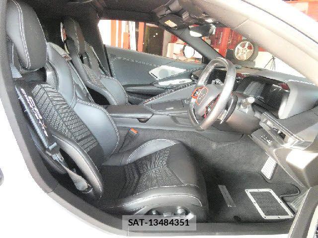 Chevrolet CORVETTE 2023-08 7453410-12