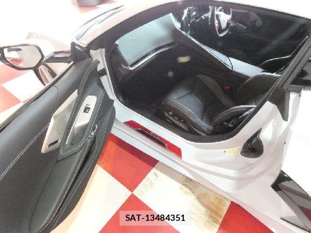 Chevrolet CORVETTE 2023-08 7453410-14