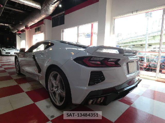 Chevrolet CORVETTE 2023-08 7453410-6